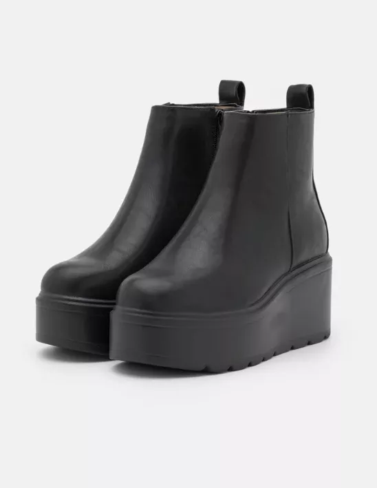 Kotníkové boty na platformě, Even&Odd, 819 Kč