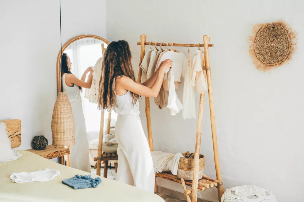 Nový rok, nový šatník. Příchod nového roku si žádá revizi. Co v něm ponechat a čeho se zbavit? 