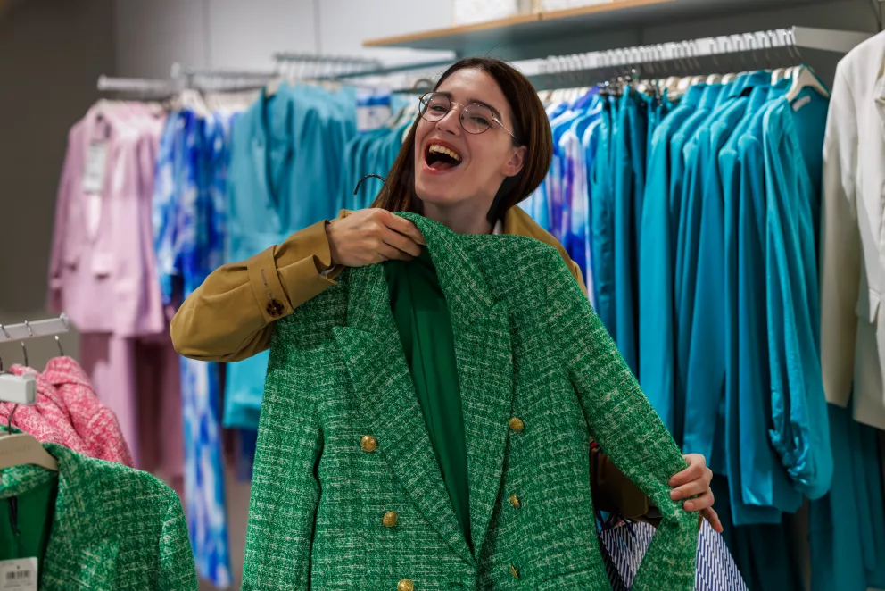 Nový rok, nový šatník. Příchod nového roku si žádá revizi. Co v něm ponechat a čeho se zbavit? 