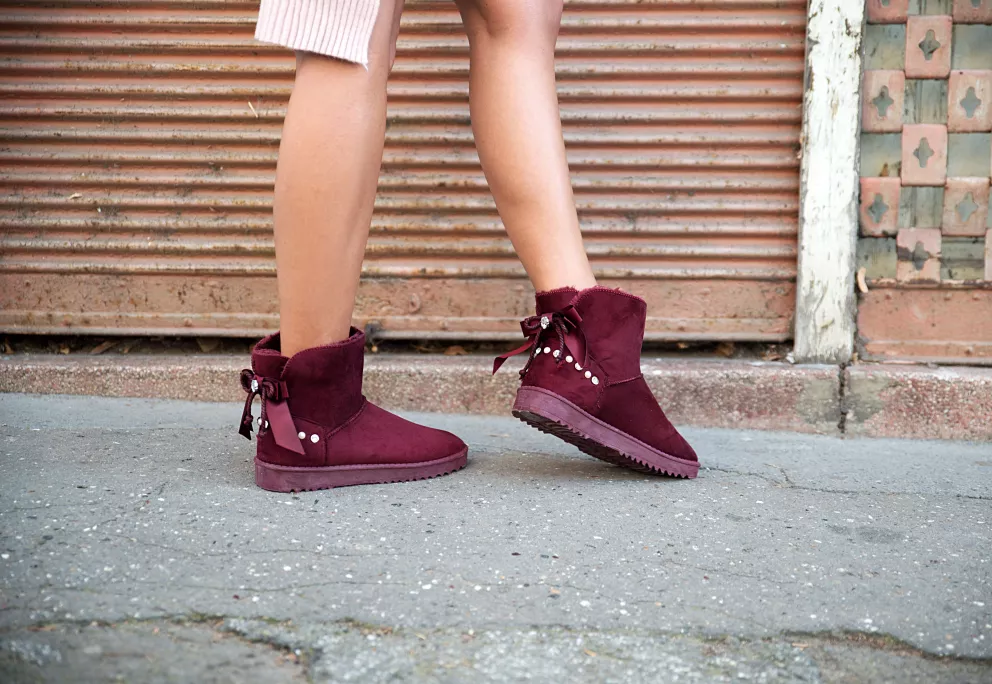 Nestylové válenky udávají styl. Boty, které se nosí po celý rok a ani v roce 2026 tomu nebude jinak