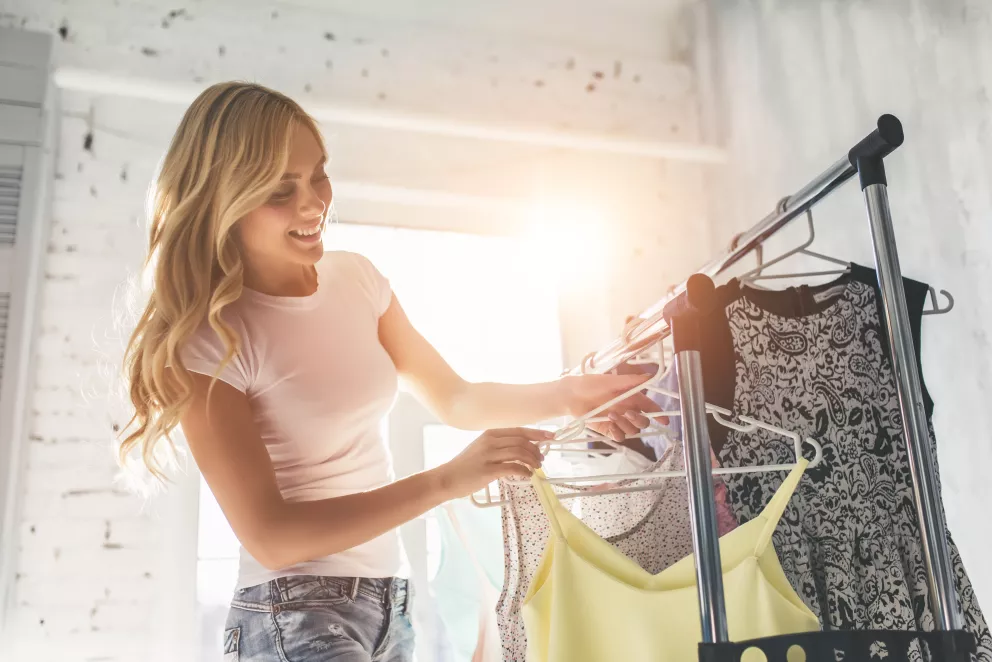 Nový rok, nový šatník. Příchod nového roku si žádá revizi. Co v něm ponechat a čeho se zbavit? 