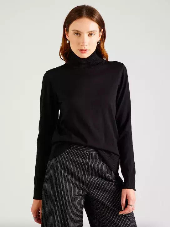 <p>SAINT TROPEZ 863 Kč</p>
