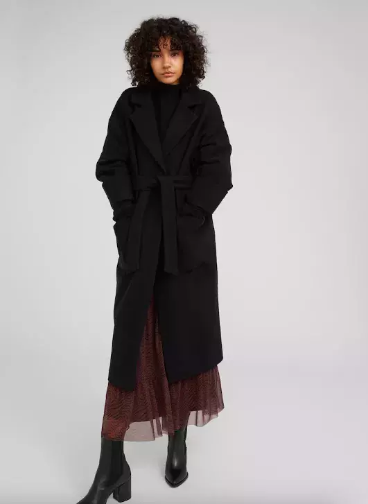 <p>EDITED 3749 Kč</p>
