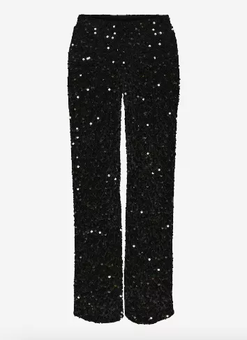 <p>PIECES 917 Kč</p>
