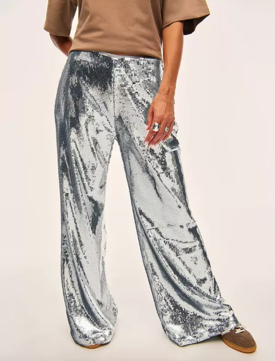 <p>Kamila Šikl&nbsp; 1599 Kč</p>
