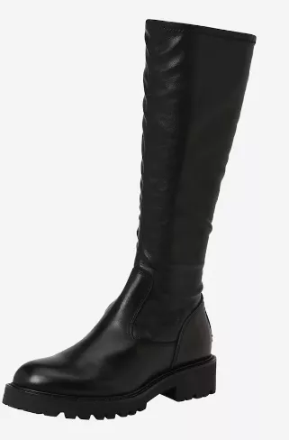 <p>VAGABOND 3949 Kč</p>
