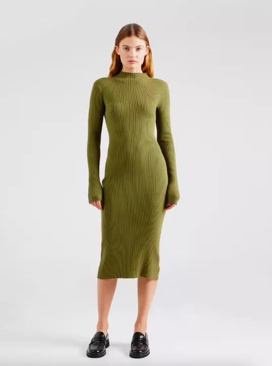 <p>EDITED 1849 Kč</p>
