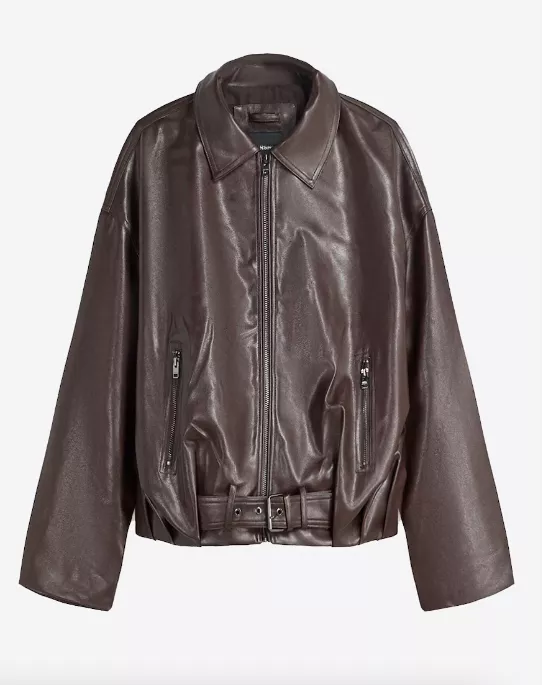 <p>Bershka 1199 Kč</p>
