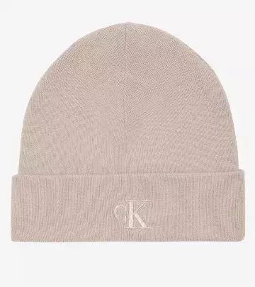 <p>Calvin Klein 749 Kč</p>
