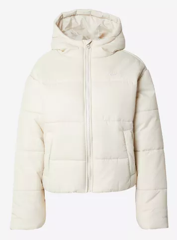 <p>Nike Sportswear 3449 Kč</p>
