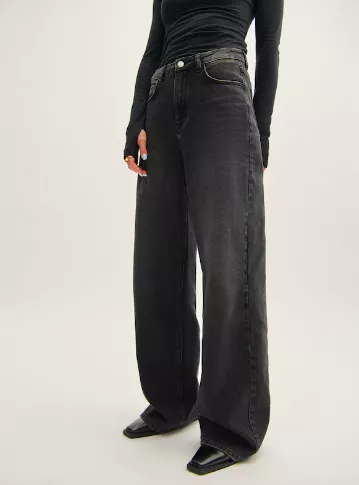 <p>Tatiana Zidekova 1599 Kč</p>
