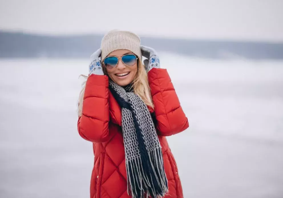 žena v elegantím stylu