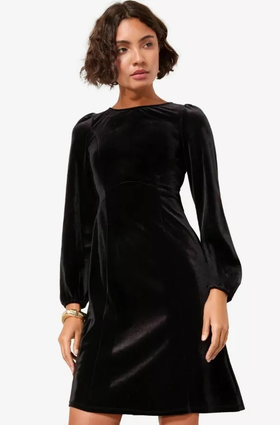 Černé šaty, Friends Like These, 2 465 Kč
