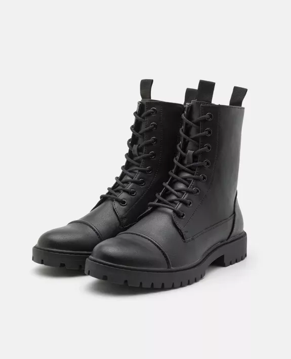 Kotníkové boty v pánském stylu, Pier One, 693 Kč