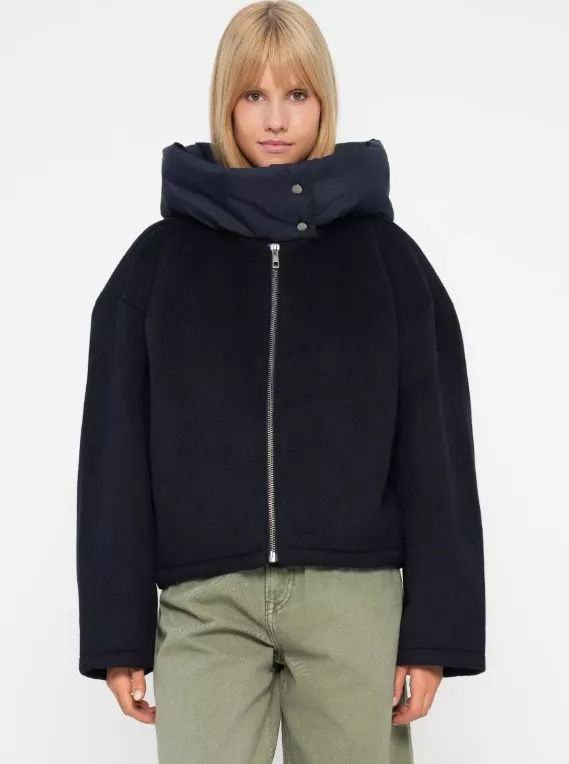 Bomber s velkým límcem, Object, 2 688 Kč