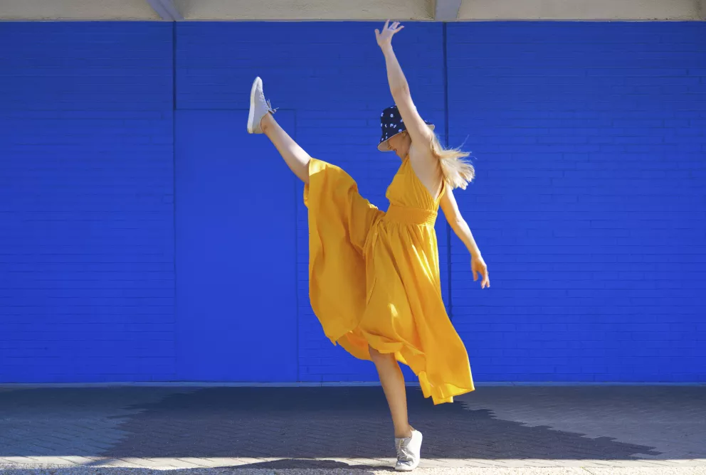 Tyto 3 barvy vyvolávají dojem luxusu. Kousky do 1200 korun jsme vybrali do galerie