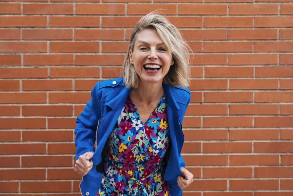 Možná nejsou průlomové, přesto se bez nich žádná sezóna neobejde: Květiny jako hlavní trend roku 2026