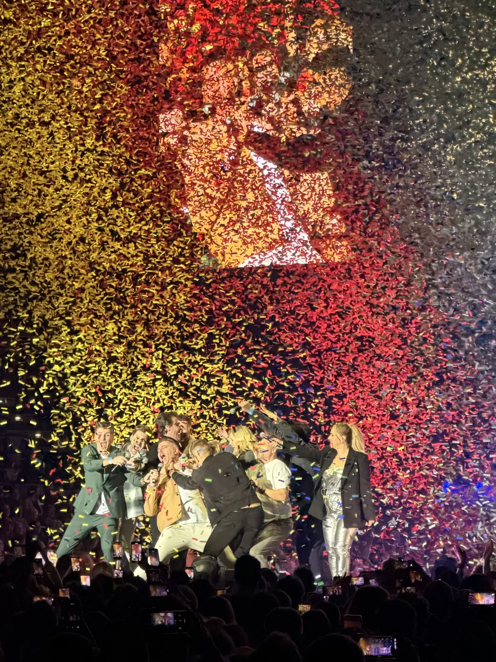 team Evropy 2 vystoupil s jejich vánočním songem i s Patrikem