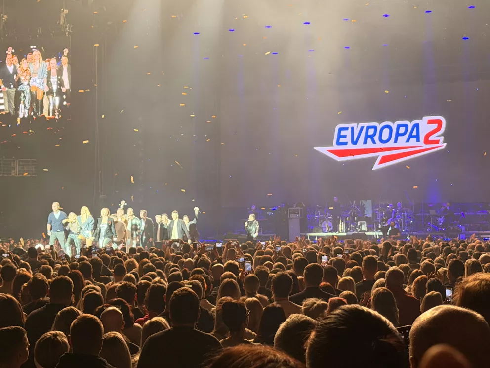 team Evropy 2 vystoupil s jejich vánočním songem i s Patrikem