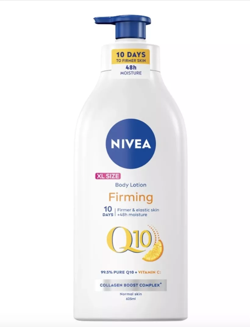 <p>Zpevňující tělové mléko s Q10, Nivea, 381 Kč</p>
