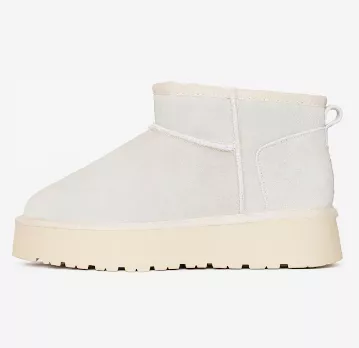 <p>Gooce 1650 Kč</p>
