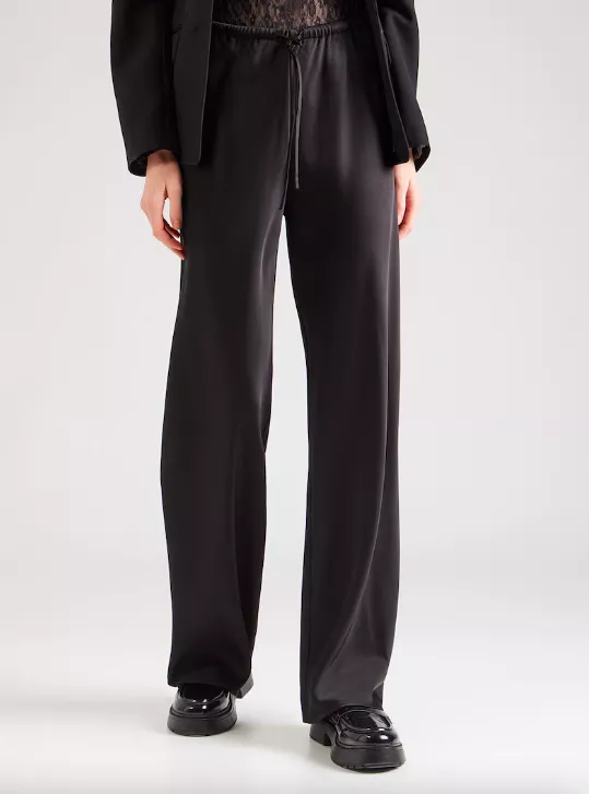 <p>& Other Stories 2649 Kč</p>
