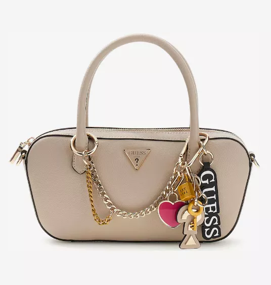 <p>GUESS 2367 Kč</p>
