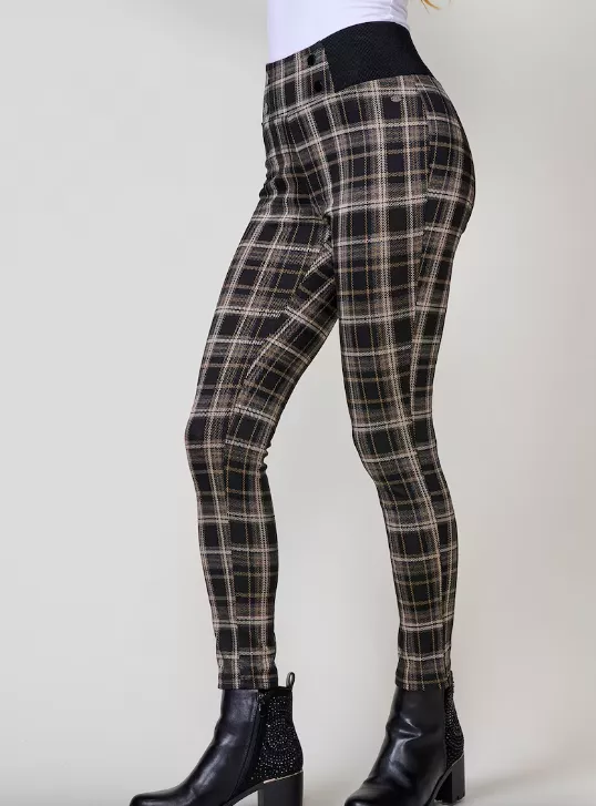 <p>KOROSHI 692 Kč</p>
