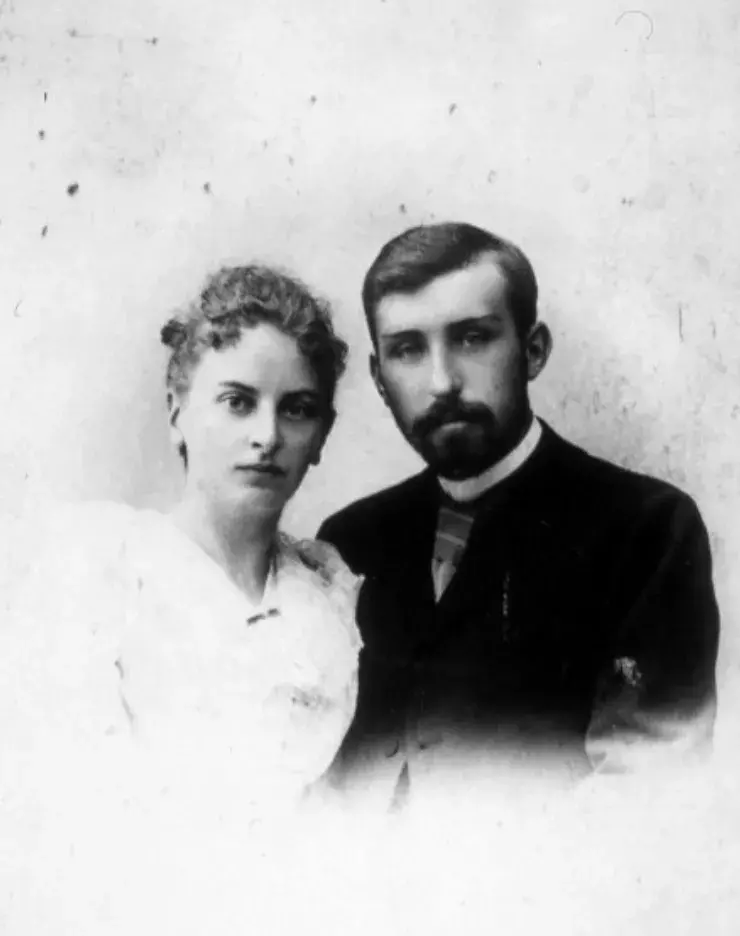 <p>Inessa Armandová se svým manželem Alexandrem Armandem, který ji celý život podporoval a odpustil jí i nevěru a zradu.</p>
