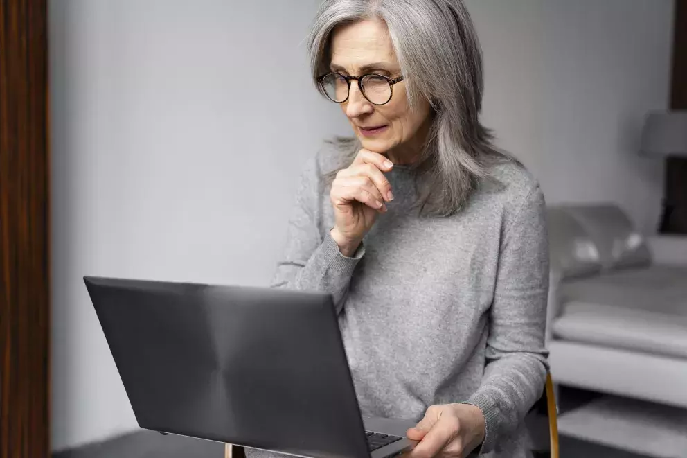 žena, smutek, dcera, problémy, majetek