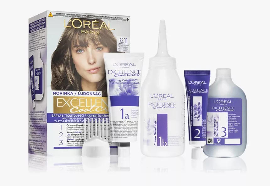Barva na vlasy v odstínu Dark Blonde, L’Oréal Paris, 230 Kč