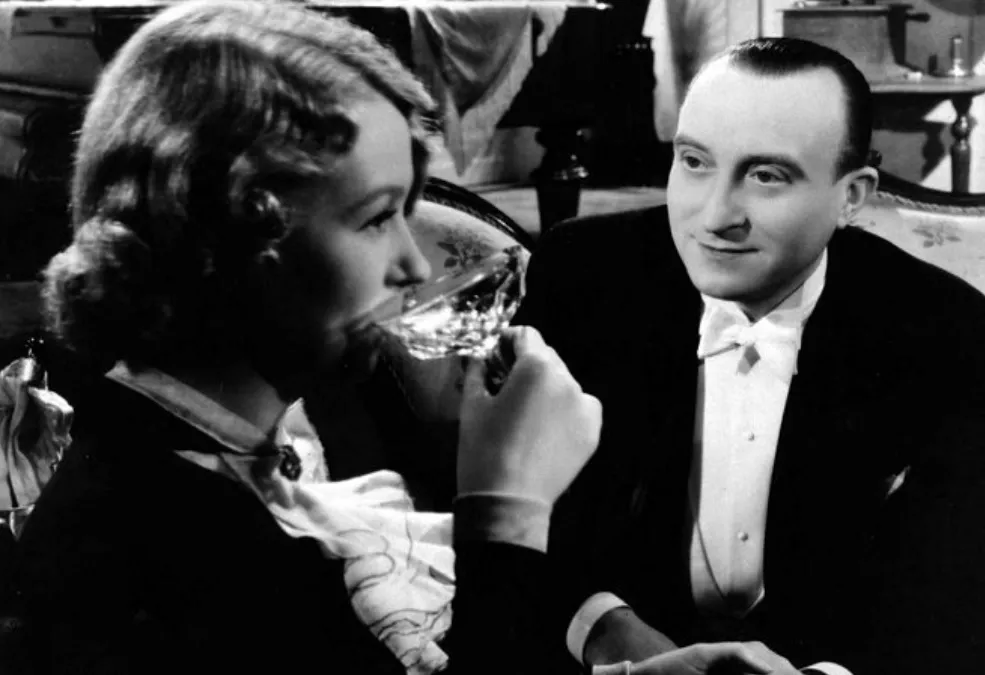 film hotel modrá hvězda