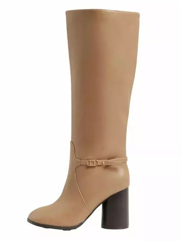 Béžové elegantní kozačky na podpatku, Lipsy, 1 380 Kč