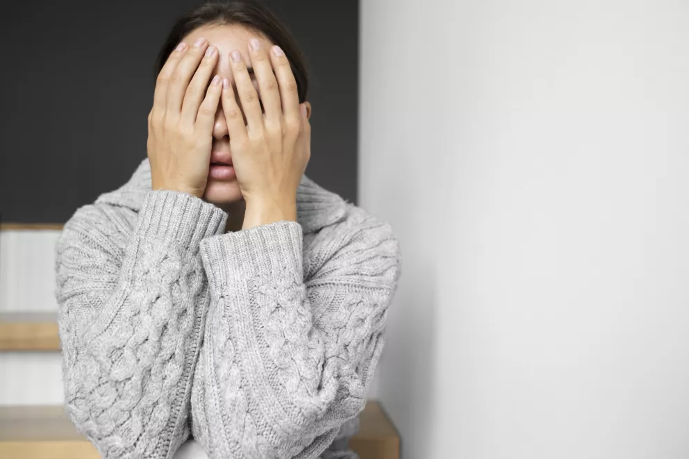 žena, manželství, nevěra, problémy, smutek, nový život