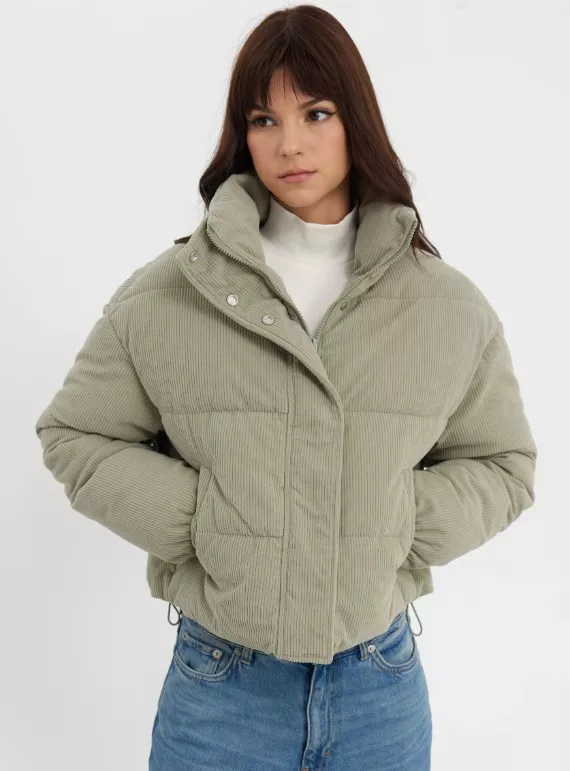 Prošívaný bomber v olivově zelené, Even&Odd, 608 Kč