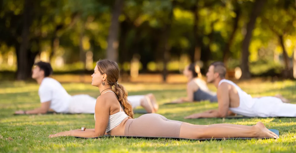 žena v pozici Sfingy