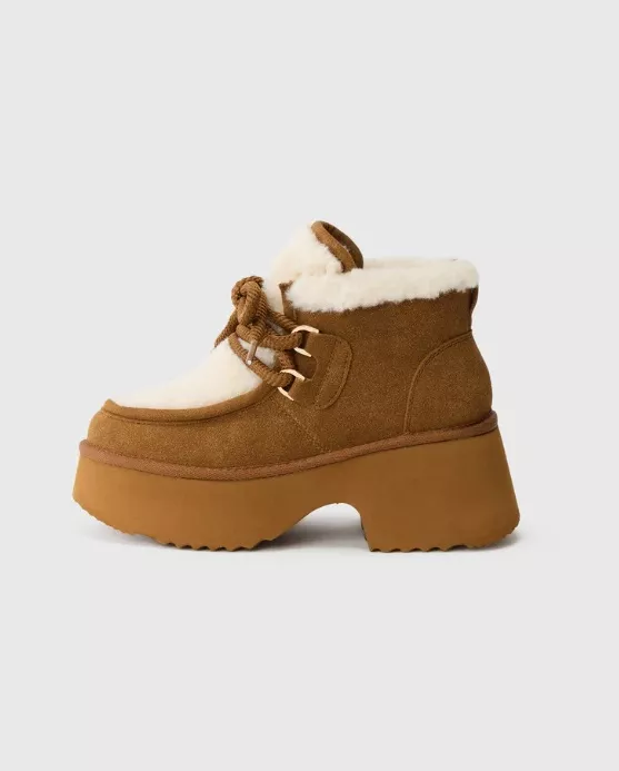 Boty na vysoké podrážce, Even&Odd, 792 Kč