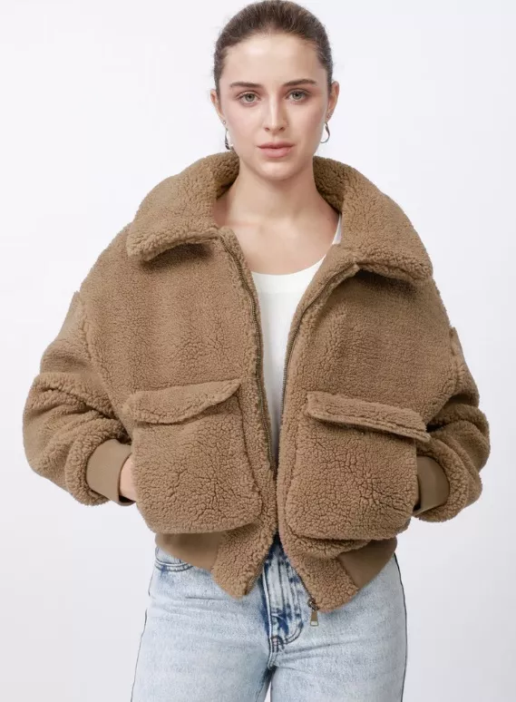 Plyšový bomber, Even&Odd, 1 251 Kč