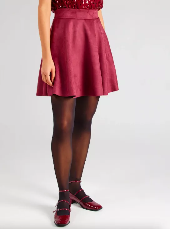 <p>ABOUT YOU 829 Kč</p>
