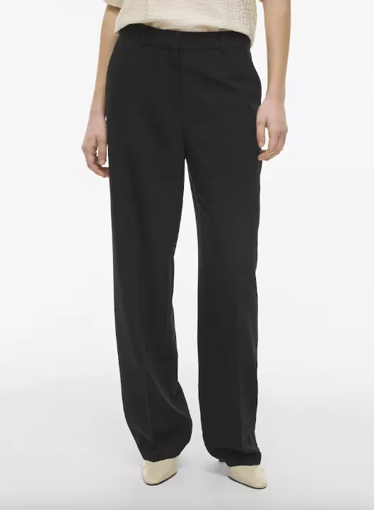 <p>VILA 1130 Kč</p>
