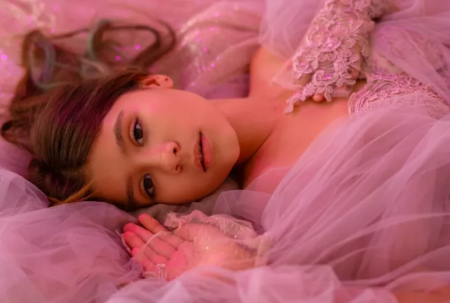 Krajkové lemy povznesou za málo peněz každý outfit