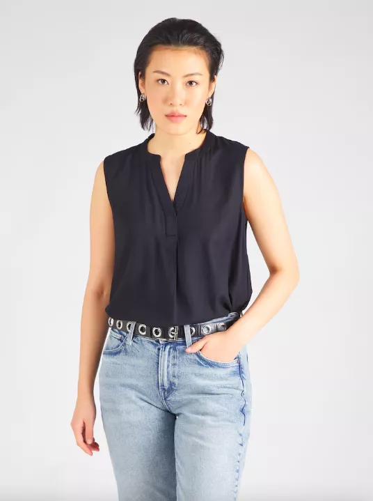 <p>LeGer by Lena Gercke 650 Kč</p>
