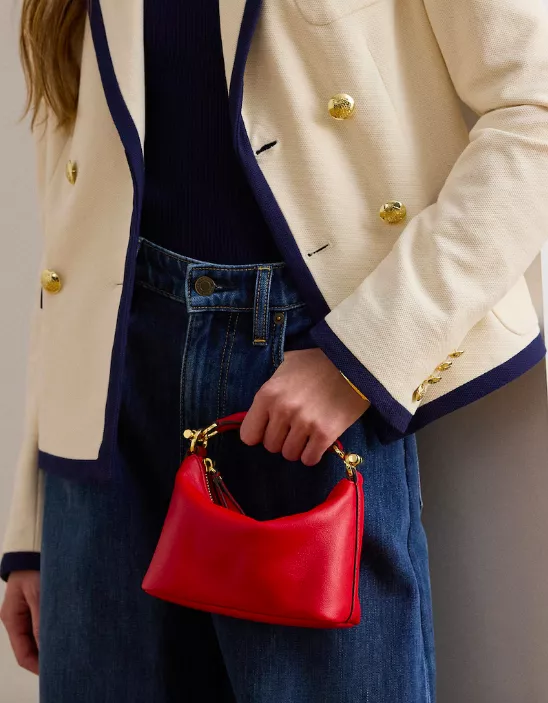 <p>Ralph Lauren 7299 Kč</p>
