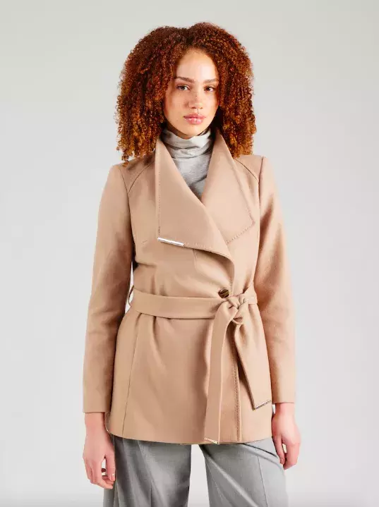 <p>Ted Baker 10599 Kč</p>
