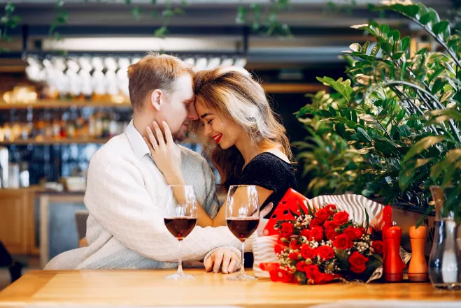 Příběh: Začala jsem randit s mužem, který by mohl být mým synem. Jeho energie mě zcela pohltila, svěřila se Ivona (40)