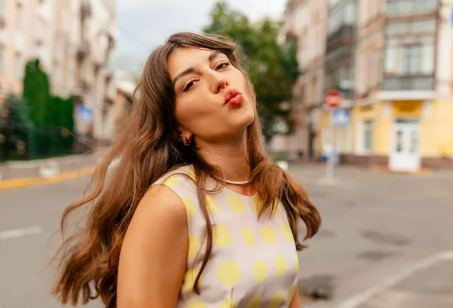 Co dělat se suchými rty? 5 způsobů a nejlepší kosmetika