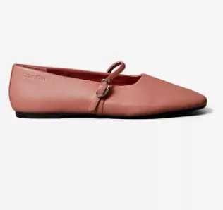 <p>Calvin Klein 2867 Kč</p>
