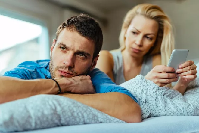 Příběh: Po dvaceti letech manželství jsem Ondřejovi začala být nevěrná. Dodnes toho nelituji, svěřila se Olina (39)