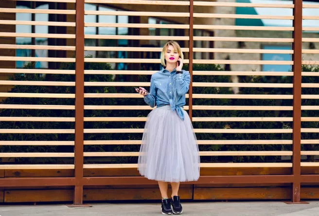 Výrazné sukně jako trend, bez kterého se na jaře neobejdete