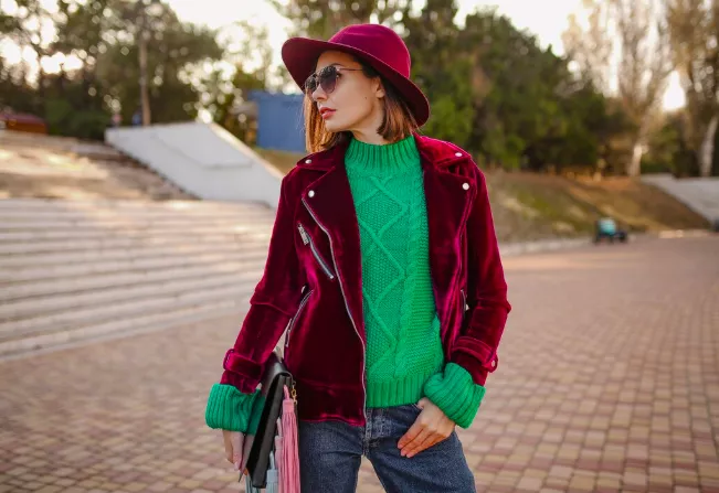 Roztomilé kardigany hlásí návrat. Nebojte se hlavně těchto dvou barev